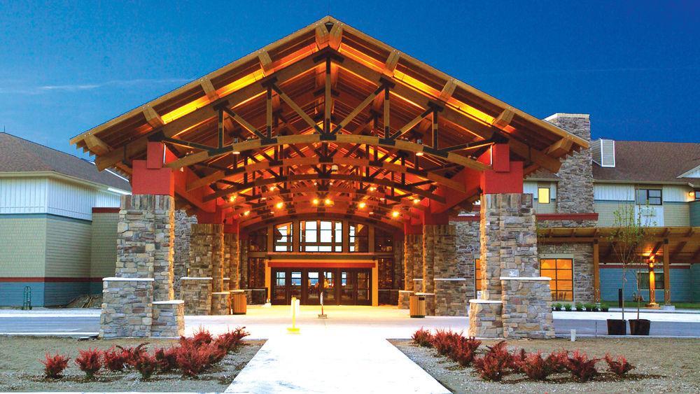 Kewadin St. Ignace Hotel Evergreen Shores Bagian luar foto