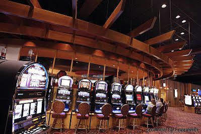 Kewadin St. Ignace Hotel Evergreen Shores Bagian luar foto